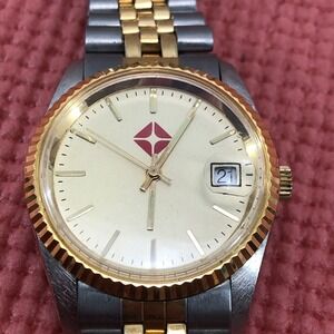 2 tone wristwatch men's gold and gray swiss parts made in China Needs Battery